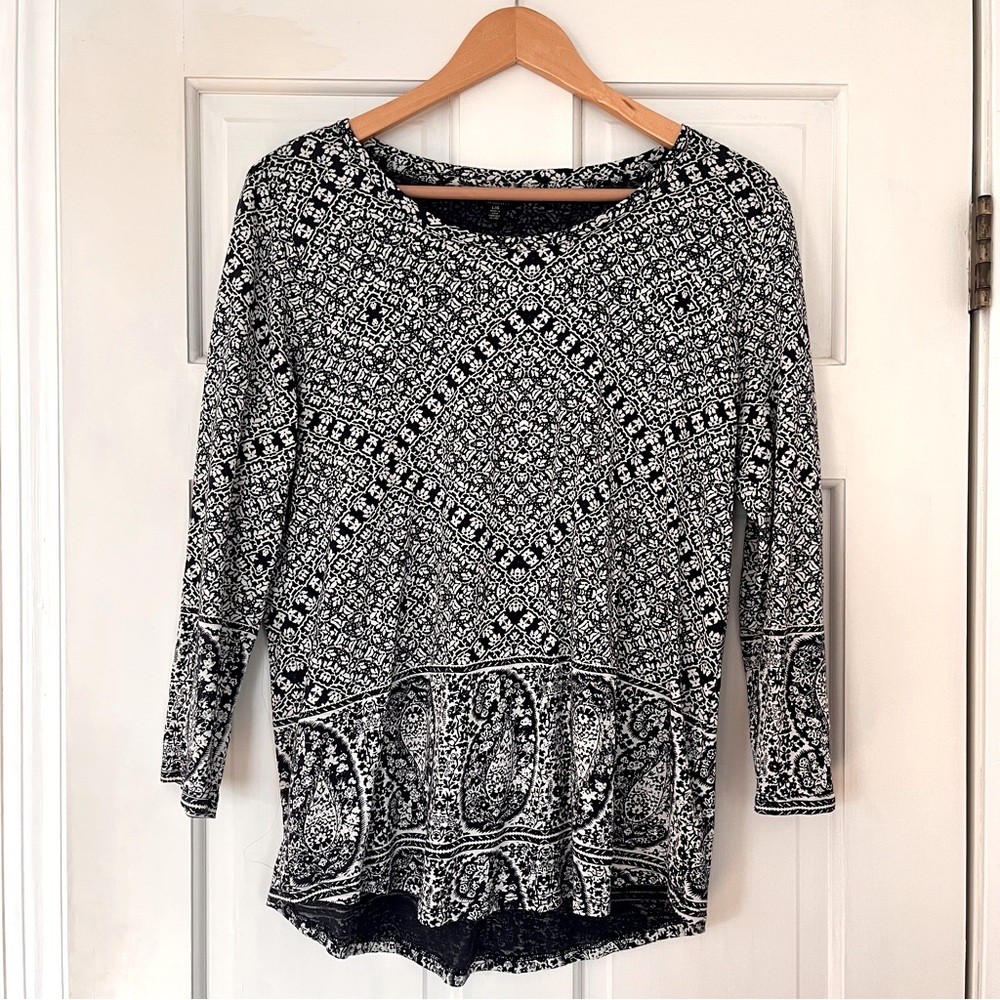 Lucky Brand Printed Top Navy and White 3/4 Sleeve Size L - Picture 2 of 6